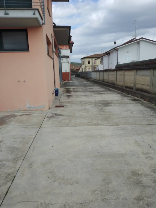 Fondo Artigianale in vendita a Cerreto Guidi