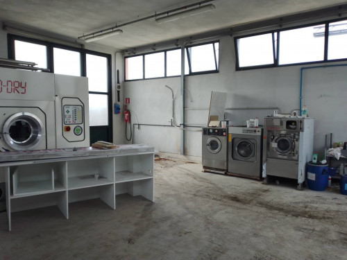Fondo Artigianale in vendita a Cerreto Guidi