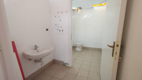 Negozio in affitto a Chivasso