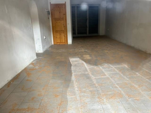 Fondo Artigianale in affitto a Empoli