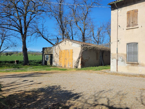 Casa indipendente in vendita a Forlì
