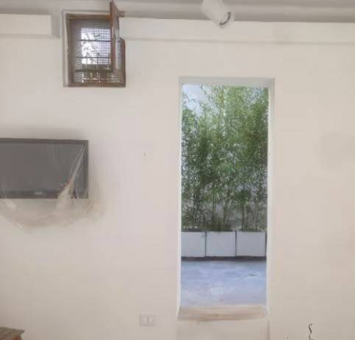 Fondo Commerciale in affitto a Pontedera