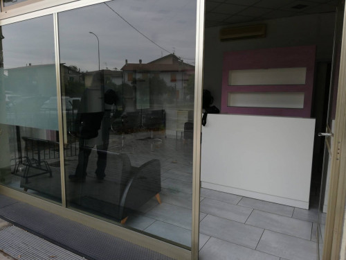 Laboratorio Artigianale in affitto a Meldola