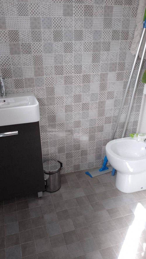 Fondo Commerciale in affitto a Forlì