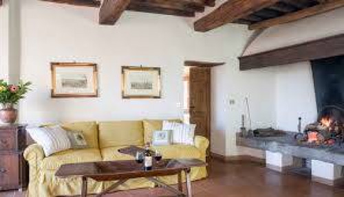 Casa indipendente in affitto a Lastra a Signa