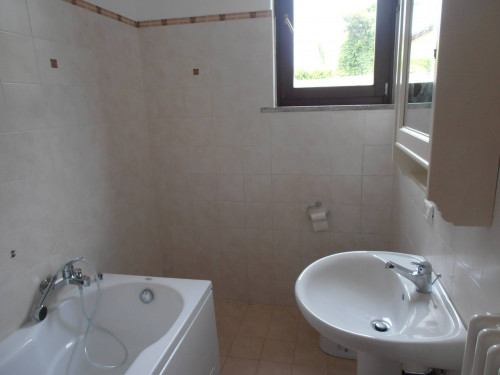 Appartamento in affitto a Valganna