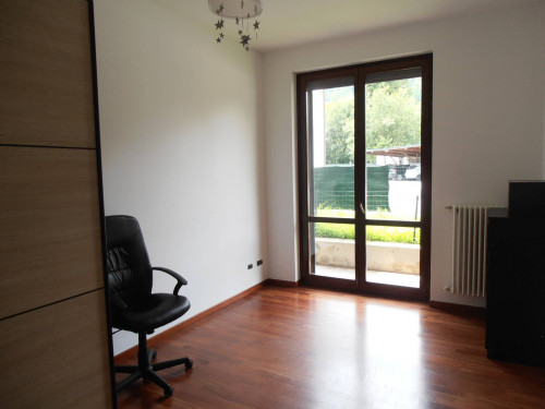 Appartamento in affitto a Valganna