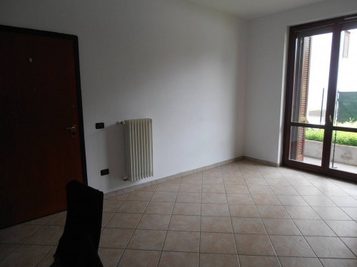 Appartamento in affitto a Valganna