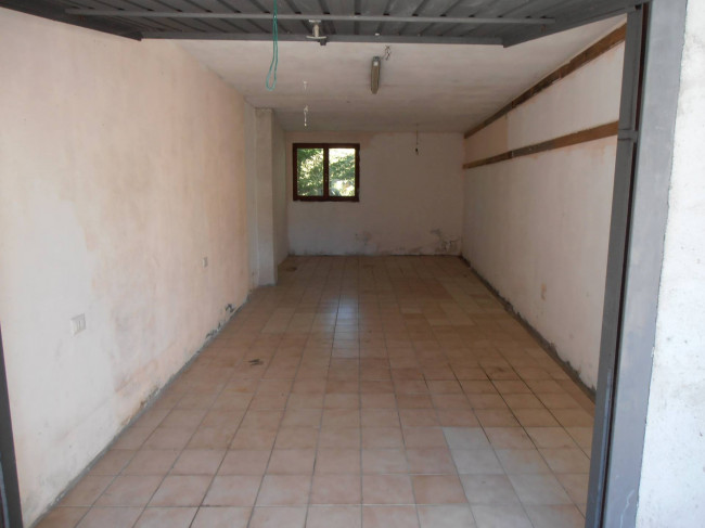 Appartamento in affitto a Montegrino Valtravaglia