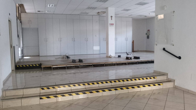 Fondo Commerciale in affitto a Forlì
