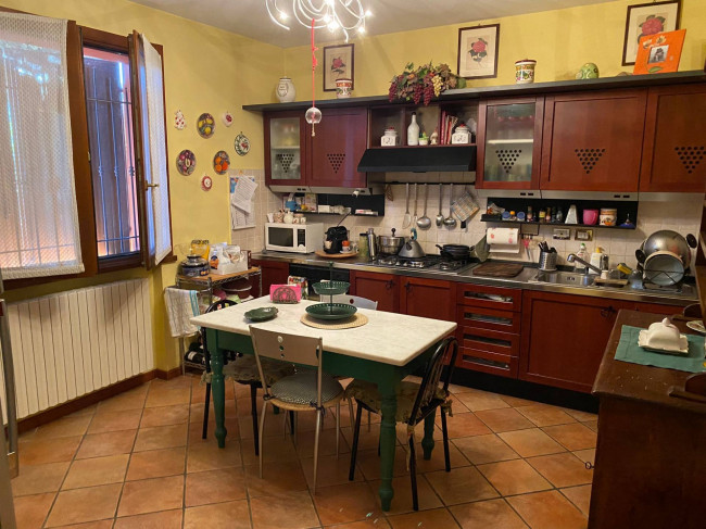 Casa indipendente in vendita a Baganzolino, Parma (PR)