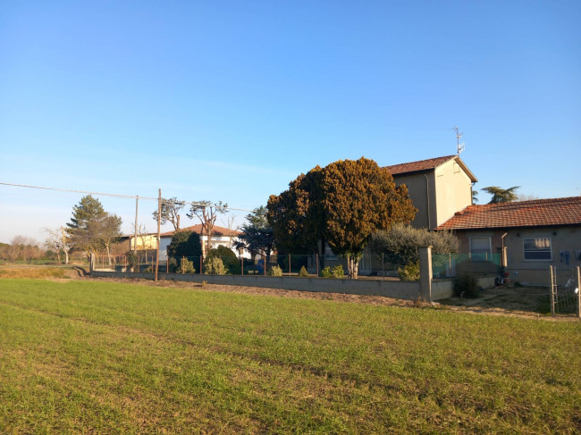 Casa indipendente in vendita a Ravenna