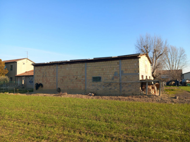 Casa indipendente in vendita a Ravenna