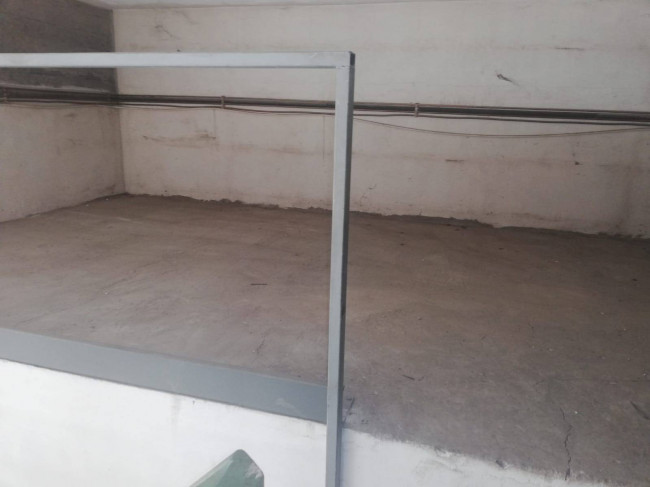 Fondo Artigianale in affitto a Castelfiorentino