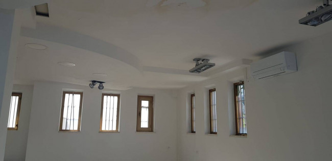 Fondo Commerciale in affitto a Vinci