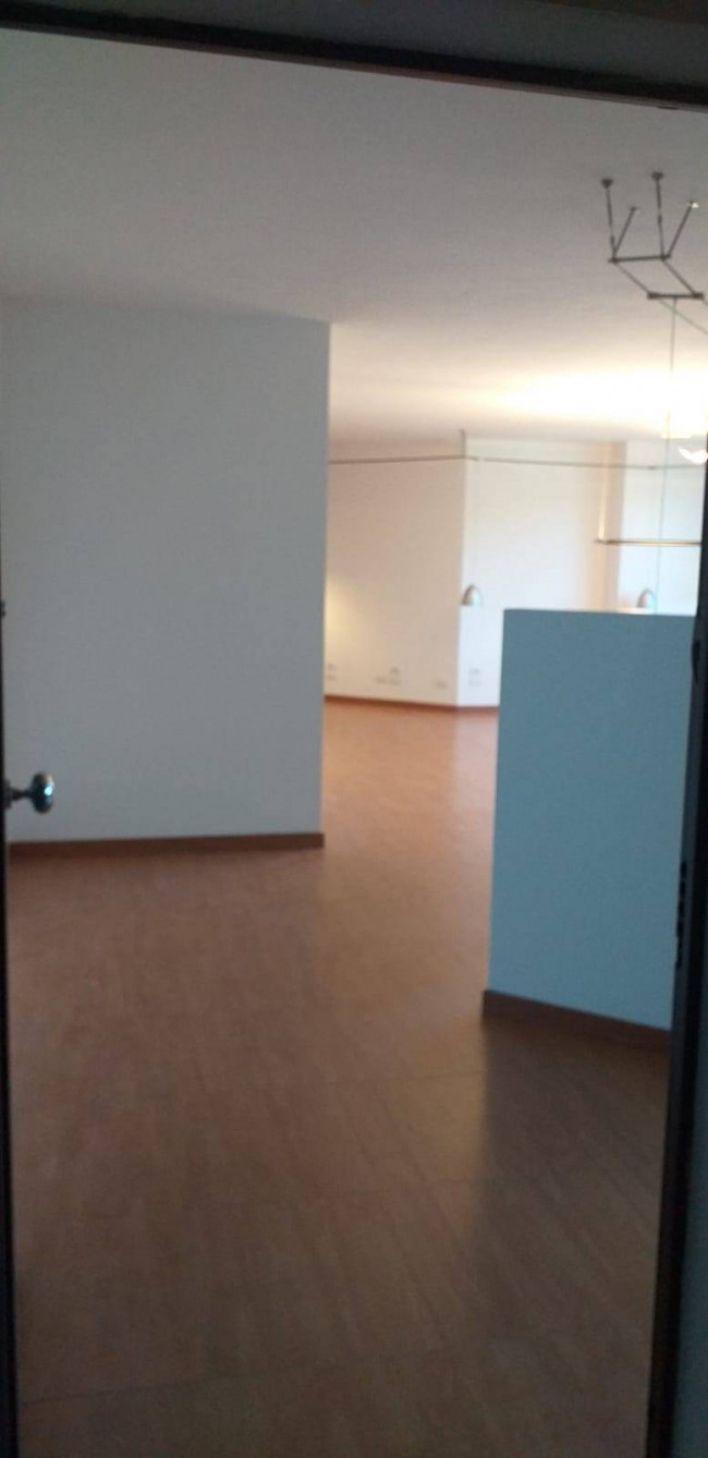 Ufficio in affitto a Poggibonsi