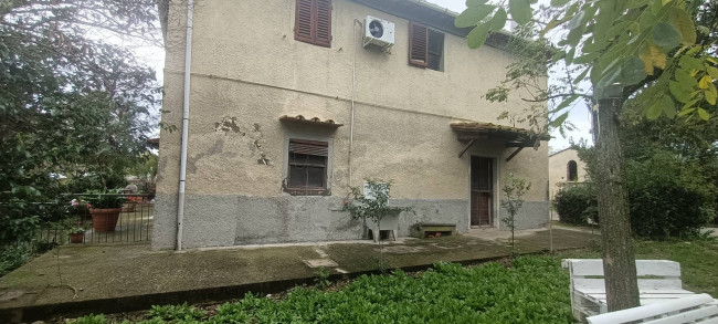 Appartamento in vendita a Montespertoli