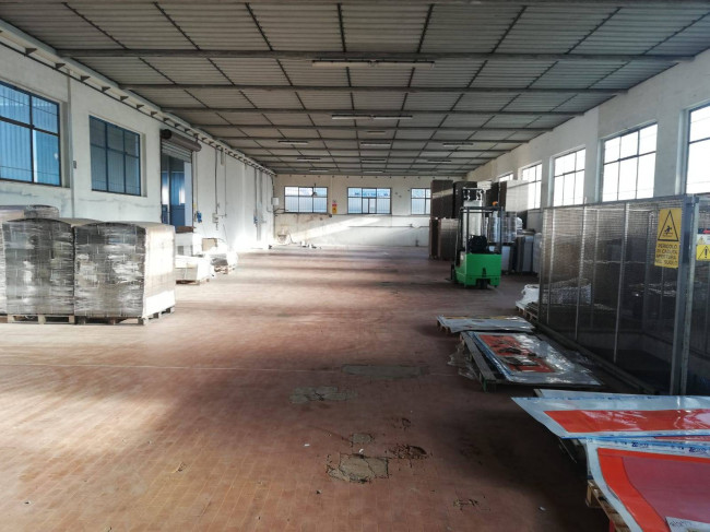 Capannone in affitto a Castelfiorentino