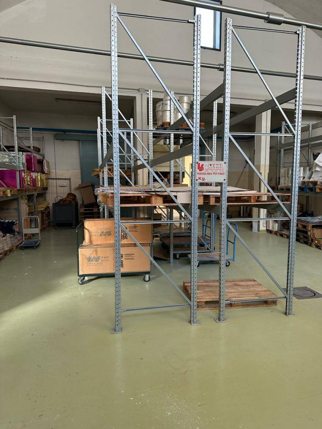 Laboratorio Artigianale in affitto a Rocca San Casciano