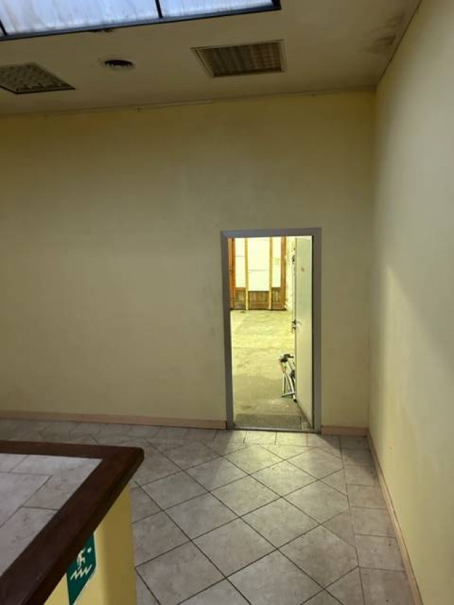 Fondo Commerciale in vendita a Empoli