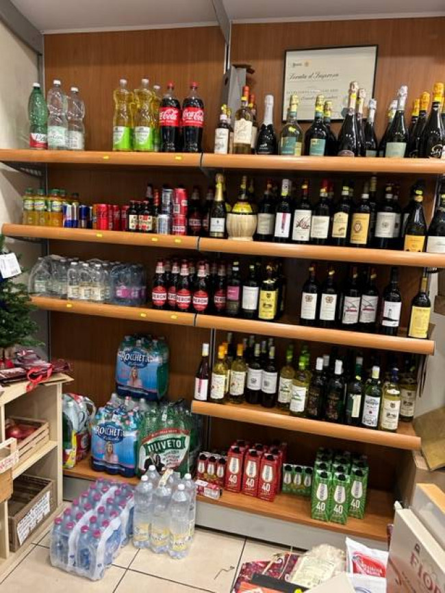 Attività/licenza in vendita a Empoli