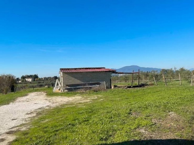 Terreno in vendita a Montopoli in Val d'Arno