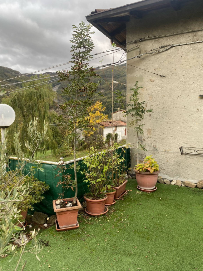 Casa indipendente in vendita a Corniglio (PR)