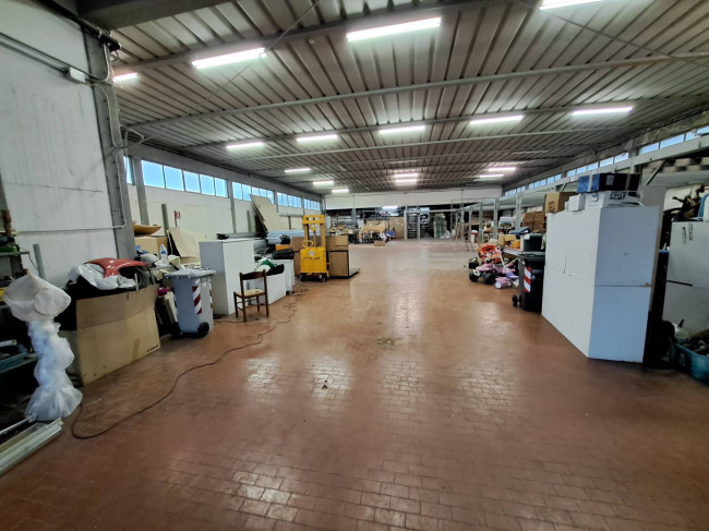 Capannone in vendita a Empoli