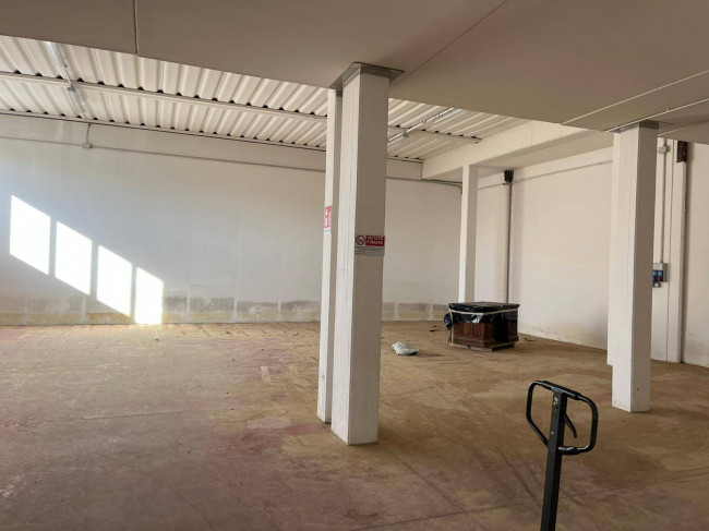 Magazzino in affitto a Fucecchio