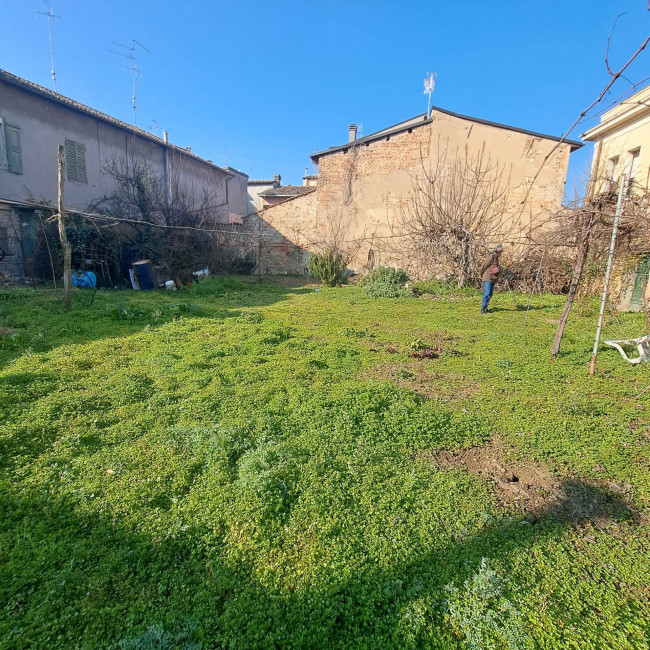 Terreno in vendita a Forlì