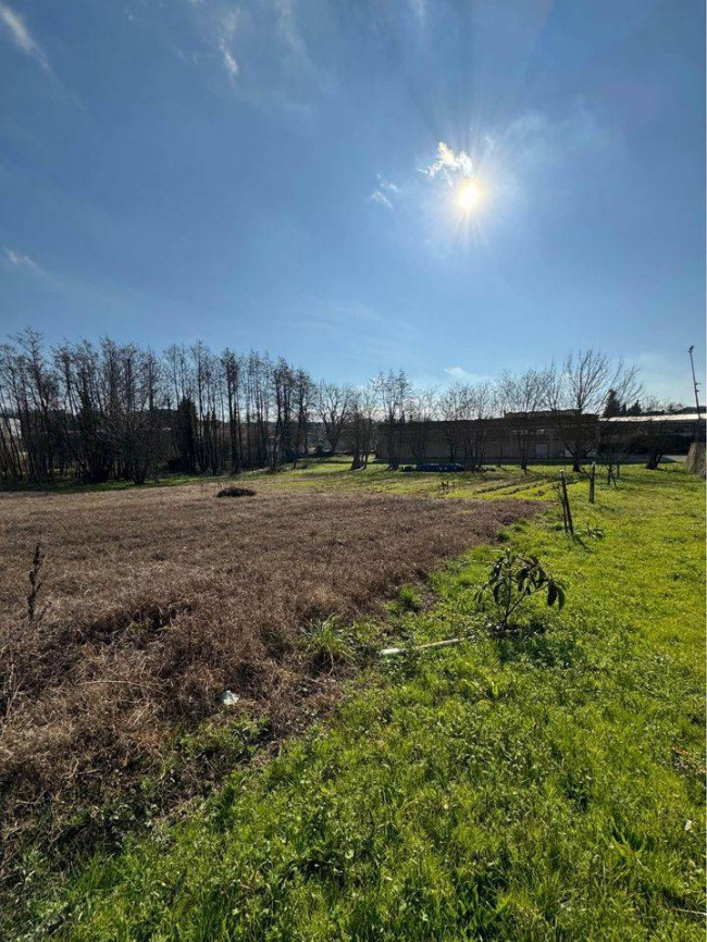 Fondo Artigianale in vendita a Lamporecchio