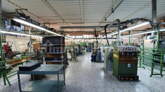 Fondo Artigianale in vendita a Lamporecchio