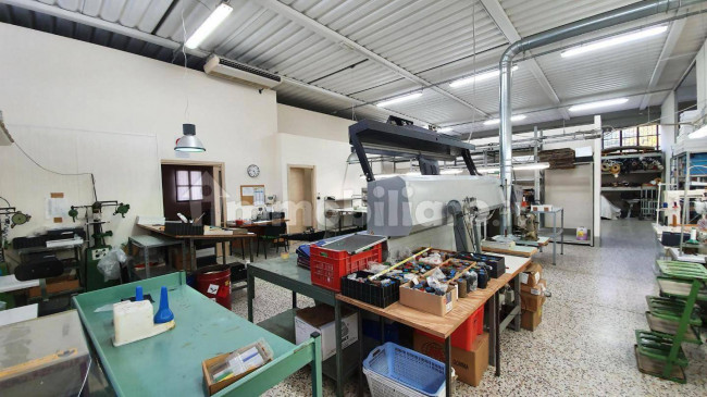 Fondo Artigianale in vendita a Lamporecchio