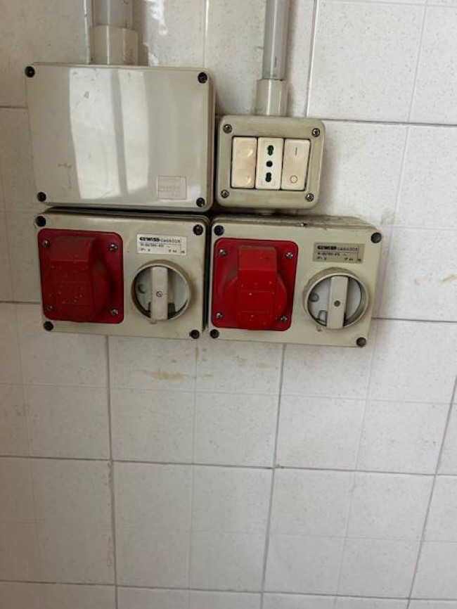 Fondo Artigianale in affitto a Empoli