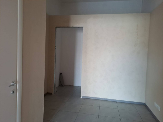 Fondo Artigianale in affitto a Empoli