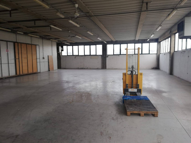 Fondo Artigianale in affitto a Certaldo