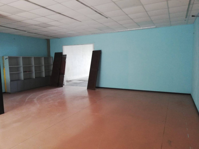 Fondo Artigianale in affitto a Certaldo