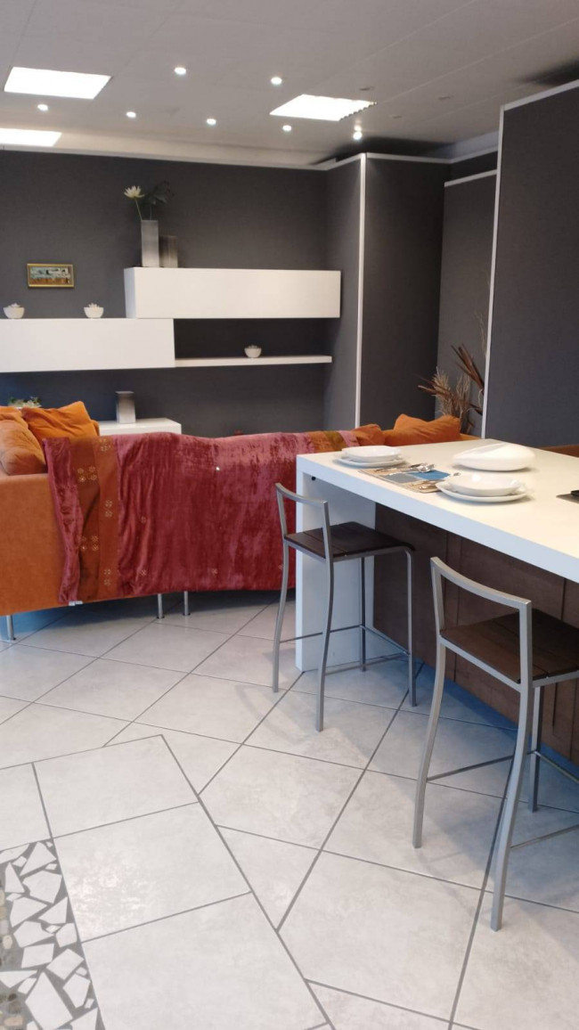 Negozio in affitto a Forlì