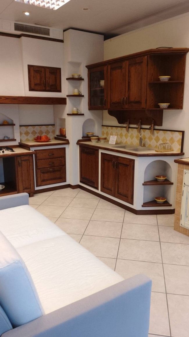 Negozio in affitto a Forlì