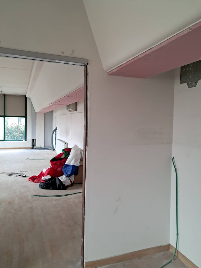 Fondo Commerciale in affitto a Massa e Cozzile