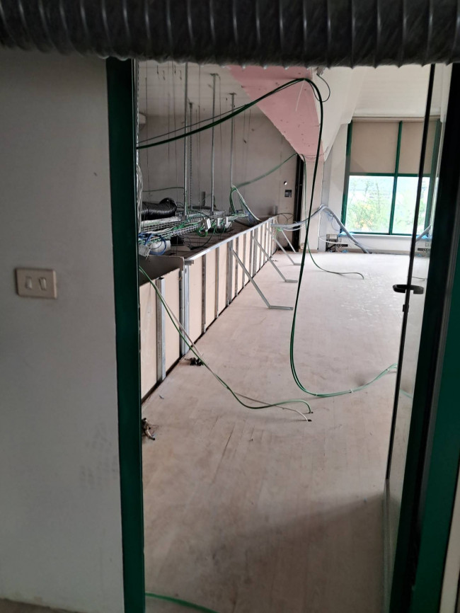 Fondo Commerciale in affitto a Massa e Cozzile