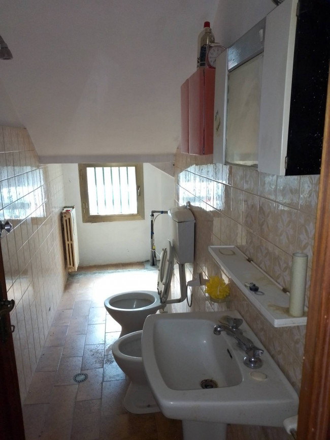 Fondo Commerciale in affitto a San Miniato