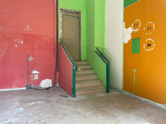 Negozio in affitto a Chivasso