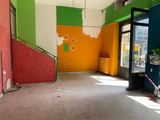 Negozio in affitto a Chivasso