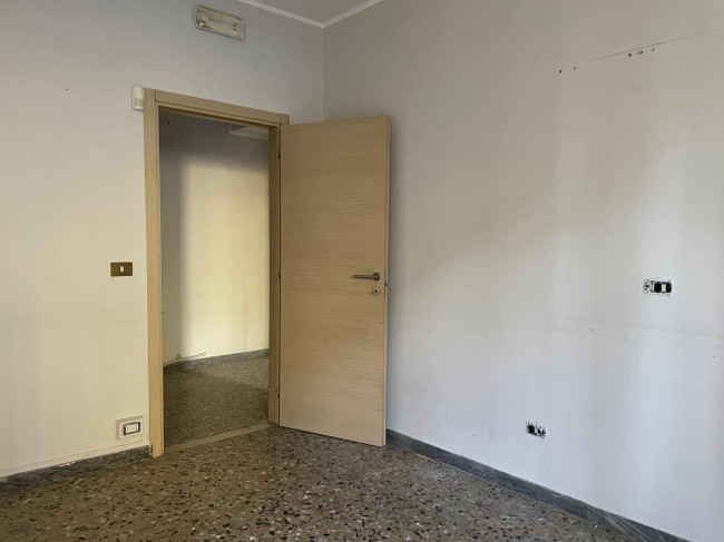 Negozio in affitto a Chivasso