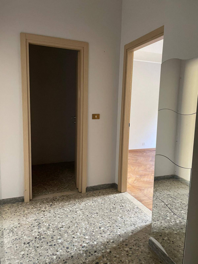 Negozio in affitto a Chivasso