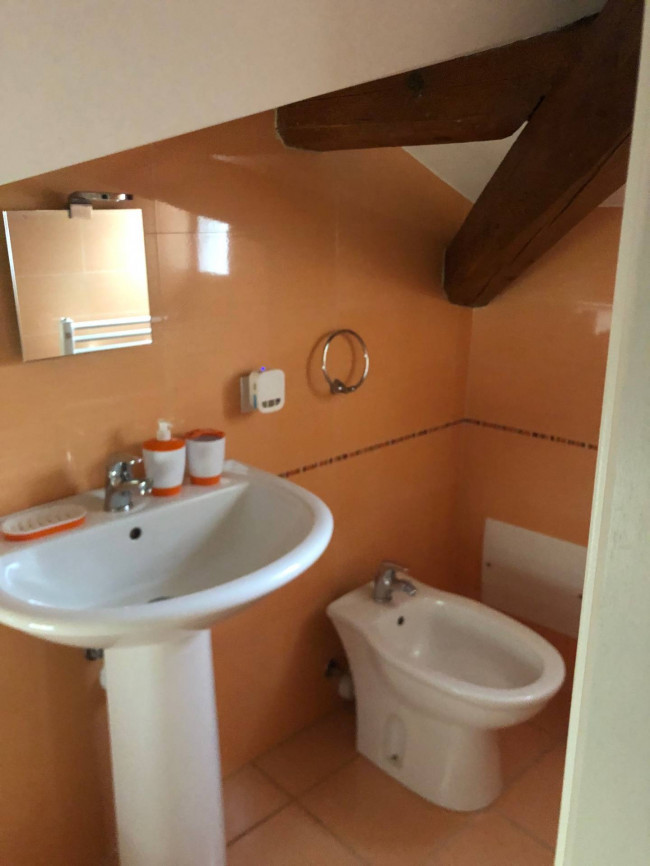 Appartamento in affitto a Cremenaga