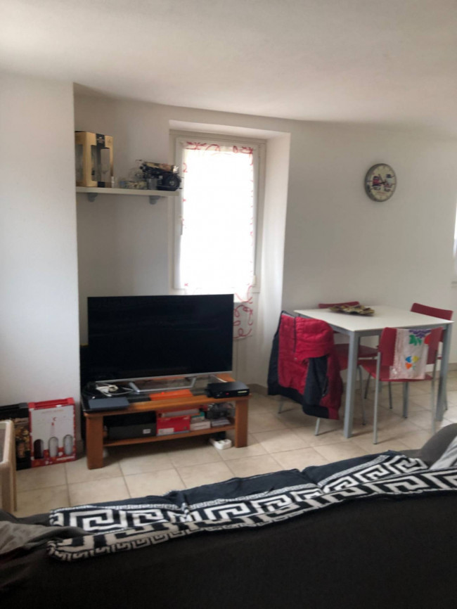 Appartamento in affitto a Cremenaga