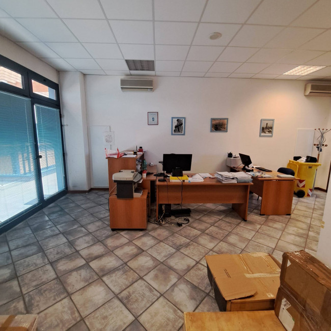 Ufficio in affitto a Forlì