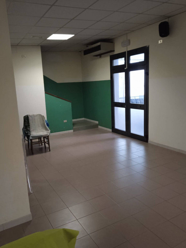 Negozio in affitto a Gambettola